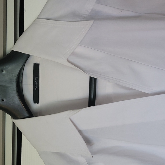 Tahari size 2X white long sleeve blouse - Picture 2 of 4